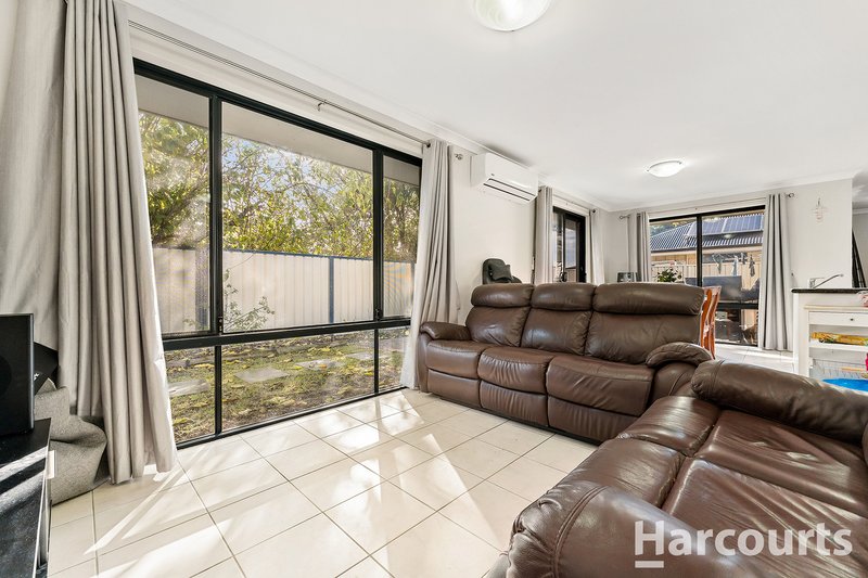 Photo - 8 Golden Grove, Coodanup WA 6210 - Image 7