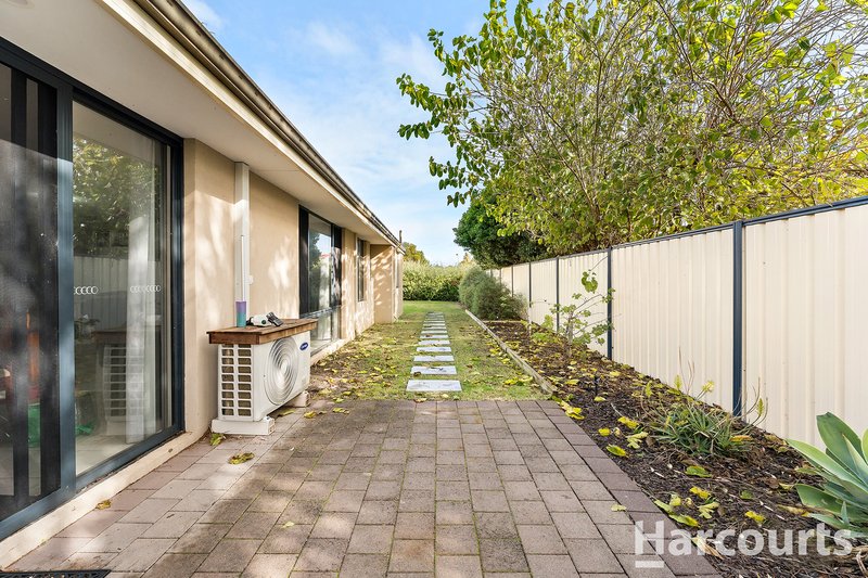 Photo - 8 Golden Grove, Coodanup WA 6210 - Image 13