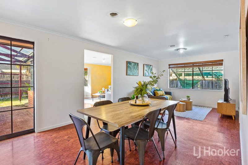 Photo - 8 Goldenfleece Place, Hoppers Crossing VIC 3029 - Image 8