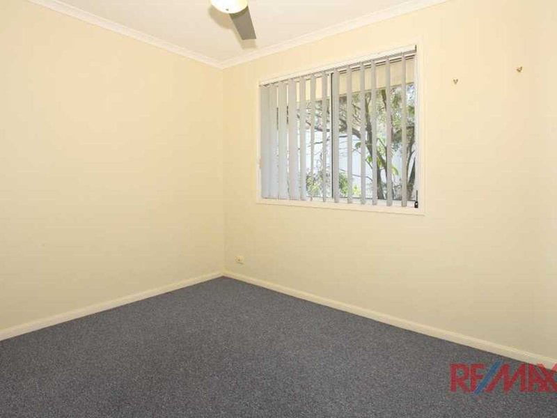 Photo - 8 Gooding Drive, Merrimac QLD 4226 - Image 13