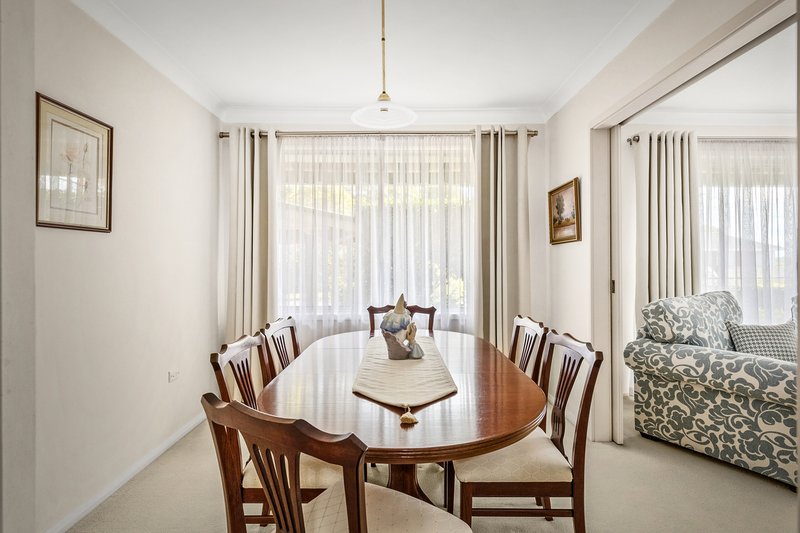 Photo - 8 Gordon Avenue, Castle Hill NSW 2154 - Image 10