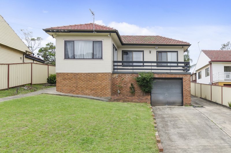 8 Gordon Cres , Lake Heights NSW 2502