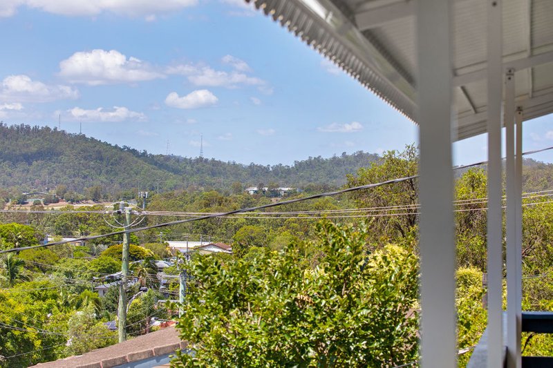 Photo - 8 Gordon Road, Ferny Hills QLD 4055 - Image 8