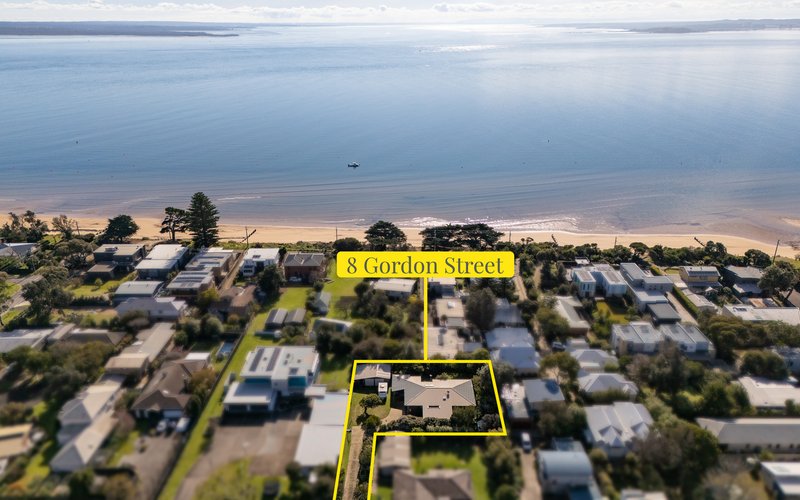 8 Gordon Street, Cowes VIC 3922