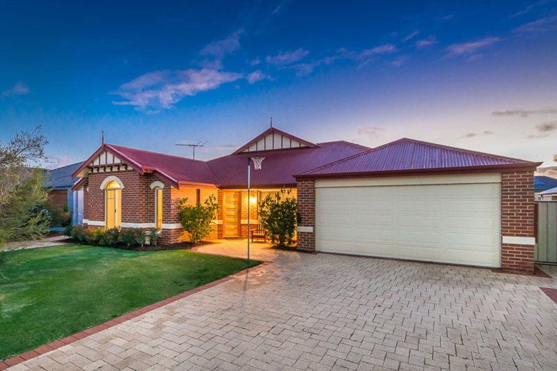 8 Goshawk Street, Tapping WA 6065