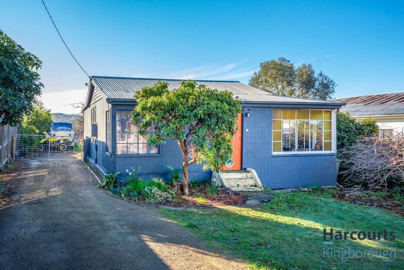 8 Gourlay Street, Blackmans Bay TAS 7052