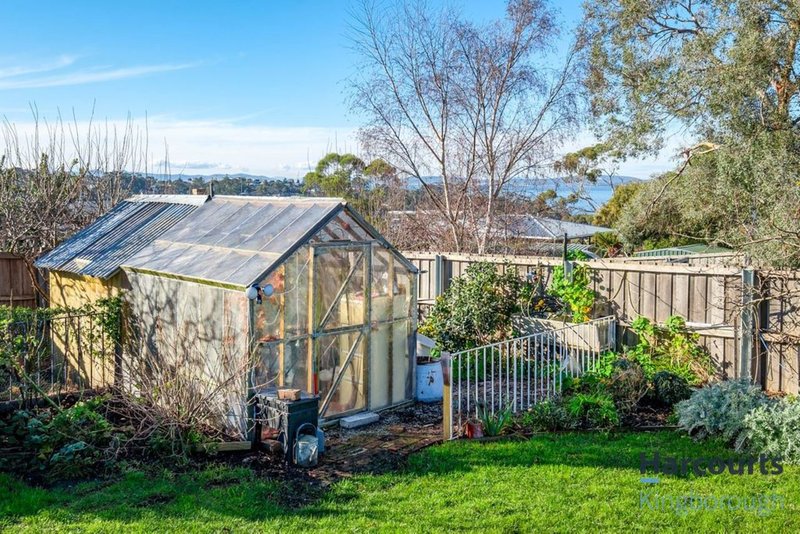 Photo - 8 Gourlay Street, Blackmans Bay TAS 7052 - Image 20