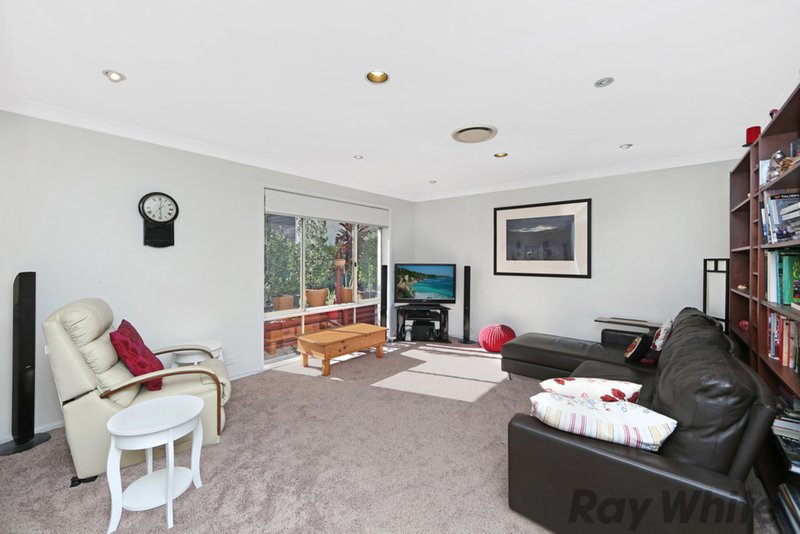 Photo - 8 Government Road, Summerland Point NSW 2259 - Image 3