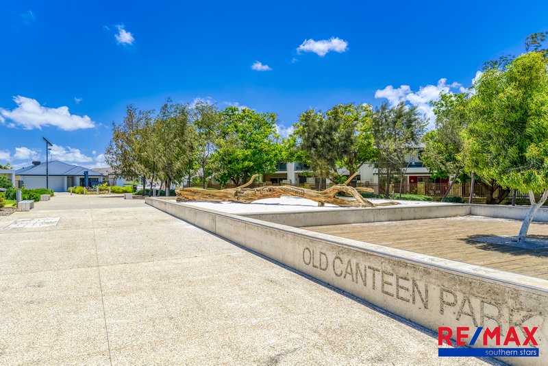 Photo - 8 Graduate Way, Coolbellup WA 6163 - Image 18