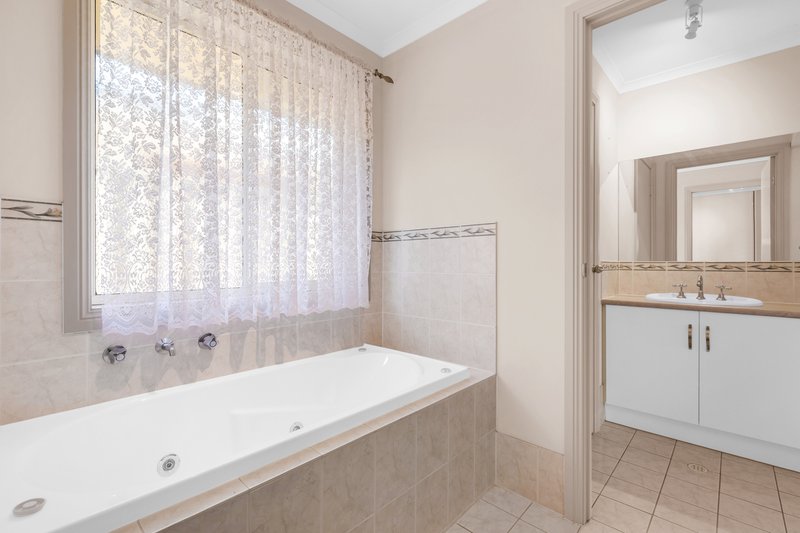 Photo - 8 Graeber Road, Smithfield SA 5114 - Image 18