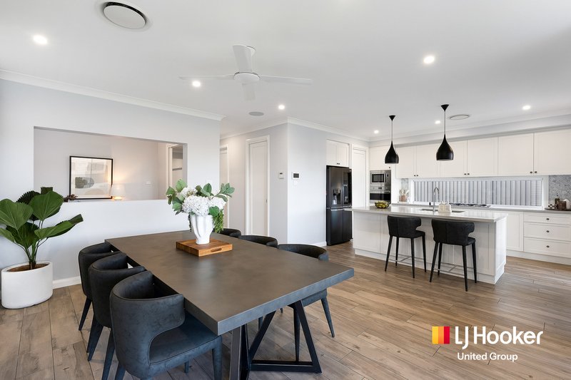 Photo - 8 Grandstand Loop, Oran Park NSW 2570 - Image 4