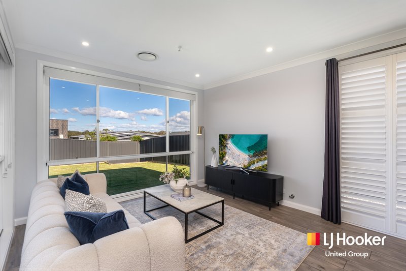 Photo - 8 Grandstand Loop, Oran Park NSW 2570 - Image 7