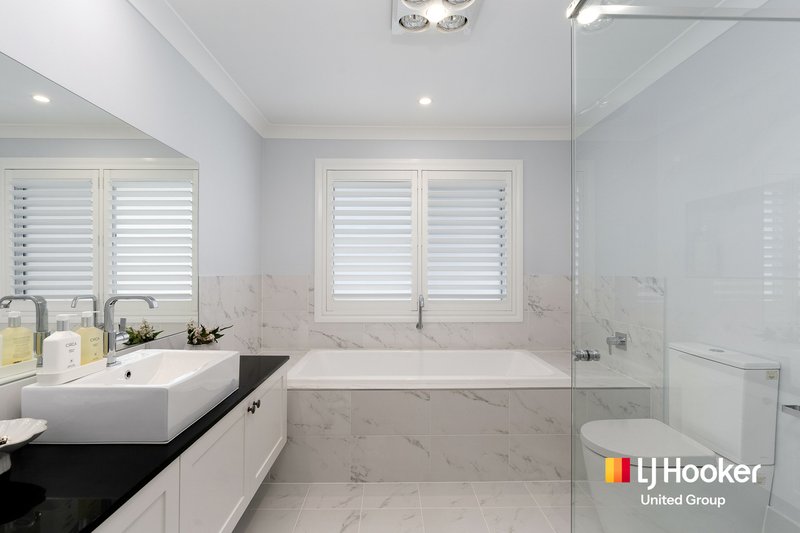 Photo - 8 Grandstand Loop, Oran Park NSW 2570 - Image 10