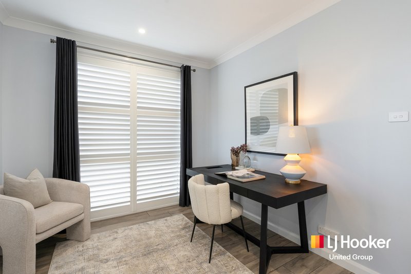 Photo - 8 Grandstand Loop, Oran Park NSW 2570 - Image 13