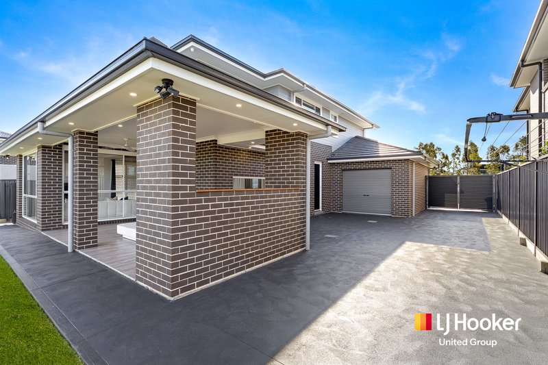 Photo - 8 Grandstand Loop, Oran Park NSW 2570 - Image 15