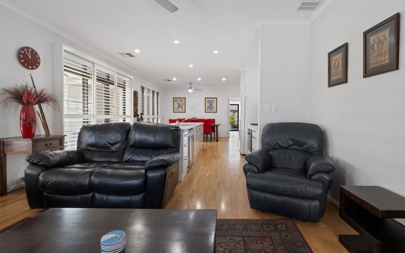 Photo - 8 Grange Court, Findon SA 5023 - Image 6