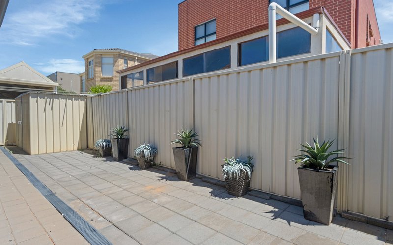 Photo - 8 Grange Court, Findon SA 5023 - Image 16