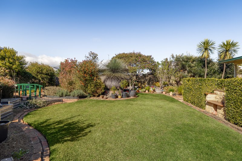 Photo - 8 Grant Close, Middle Ridge QLD 4350 - Image 12