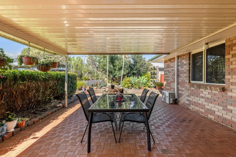 Photo - 8 Grant Close, Middle Ridge QLD 4350 - Image 18