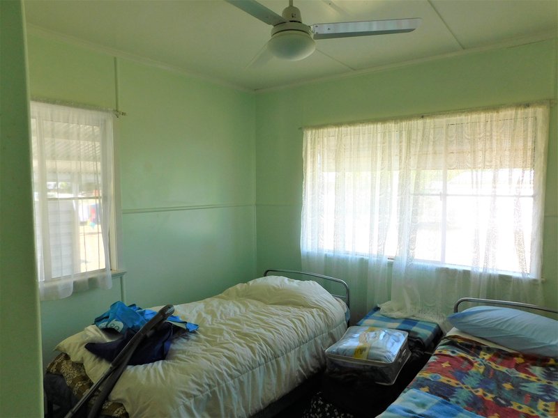 Photo - 8 Grant Street, Charleville QLD 4470 - Image 6