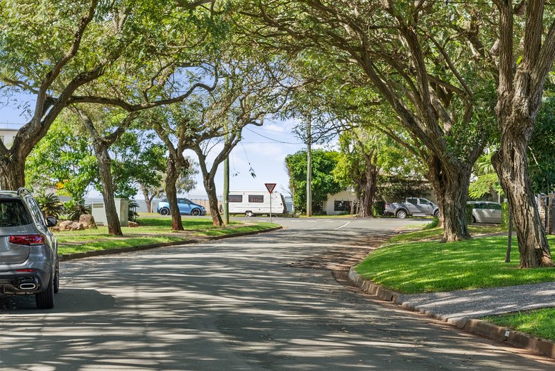 Photo - 8 Grant Street, Redcliffe QLD 4020 - Image 19