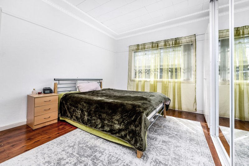 Photo - 8 Greenacre Road, Greenacre NSW 2190 - Image 6