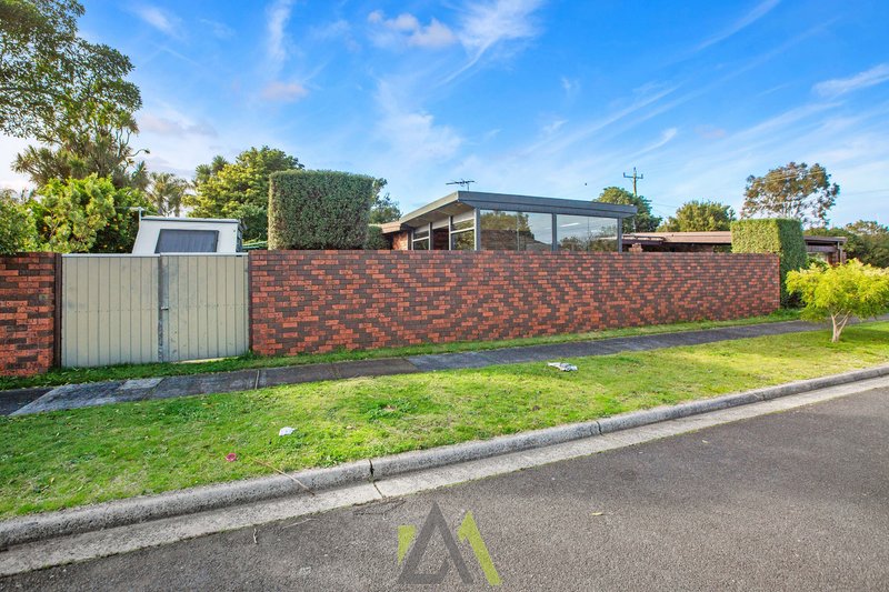 Photo - 8 Greenbrier Court, Frankston VIC 3199 - Image 16