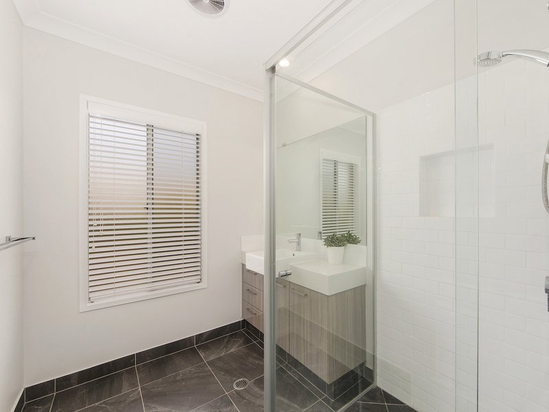 Photo - 8 Greenvale Crescent, Maudsland QLD 4210 - Image 19