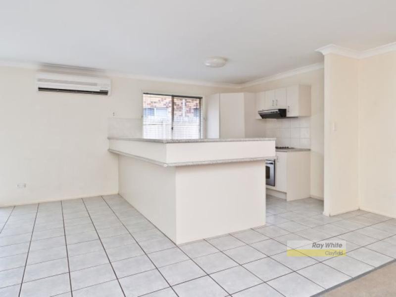 Photo - 8 Grevillea Place, Bridgeman Downs QLD 4035 - Image 12