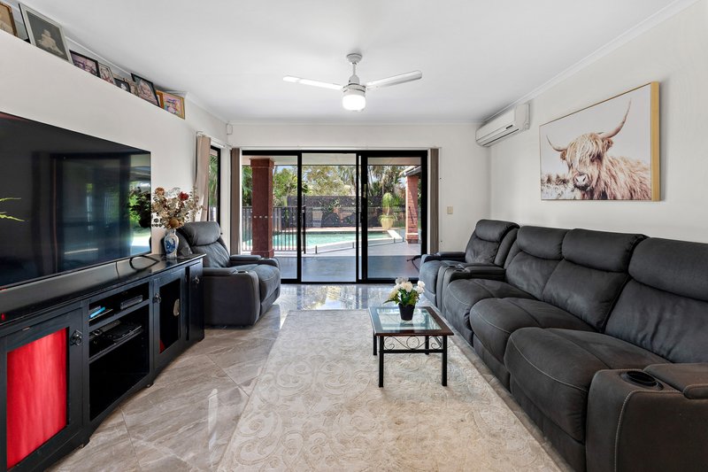 Photo - 8 Grevillea Place, Forest Lake QLD 4078 - Image 8