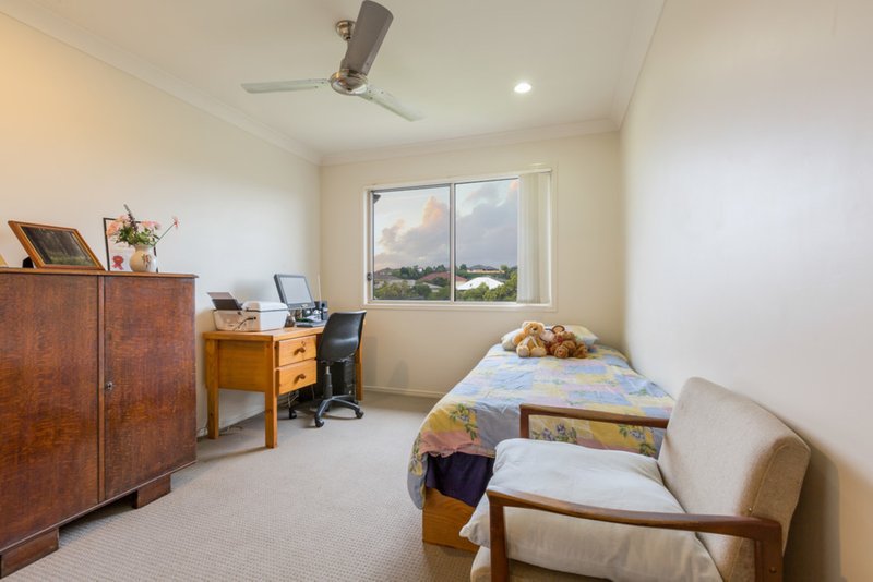 Photo - 8 Griffin Crescent, Collingwood Park QLD 4301 - Image 5