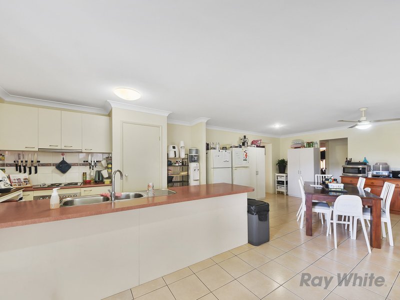 Photo - 8 Grove Place, Bracken Ridge QLD 4017 - Image 9