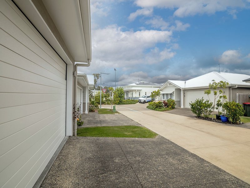 Photo - 8 Gull Way, Urangan QLD 4655 - Image 15