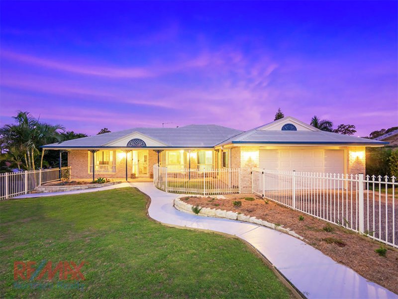 8 Gum Leaf Court, Albany Creek QLD 4035