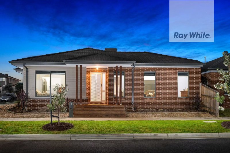 8 Gyrfalcon Way, Doreen VIC 3754