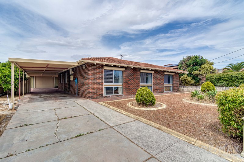 8 Hacking Place, Padbury WA 6025