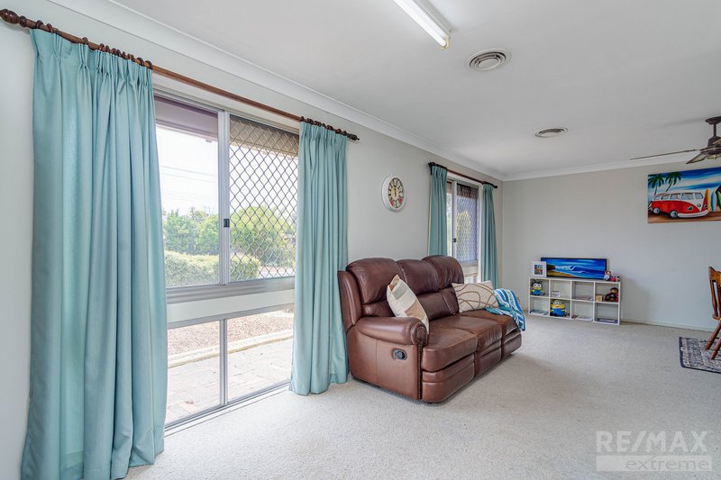 Photo - 8 Hacking Place, Padbury WA 6025 - Image 6