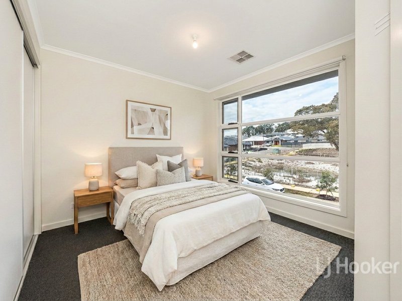 Photo - 8 Hackney Link, Mount Barker SA 5251 - Image 6