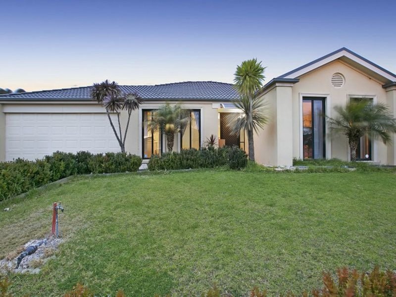 8 Hadley Circuit, Narre Warren South VIC 3805