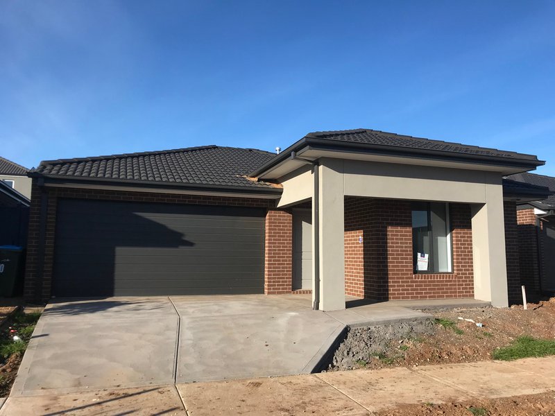 8 Hagley Street, Truganina VIC 3029