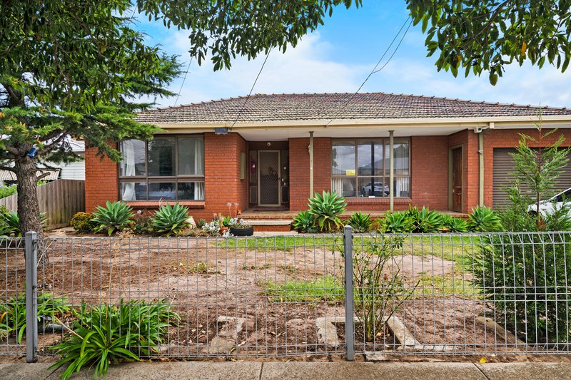 8 Hague Street, Corio VIC 3214