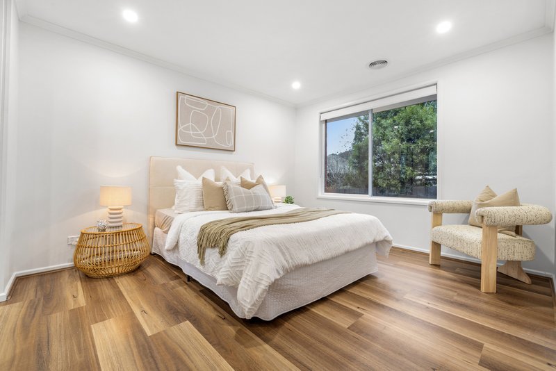 Photo - 8 Haileybury Court, Wantirna VIC 3152 - Image 8