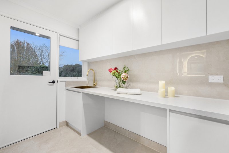 Photo - 8 Haileybury Court, Wantirna VIC 3152 - Image 14