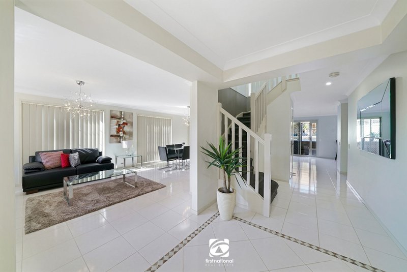 Photo - 8 Haines Grove, Mount Annan NSW 2567 - Image 5