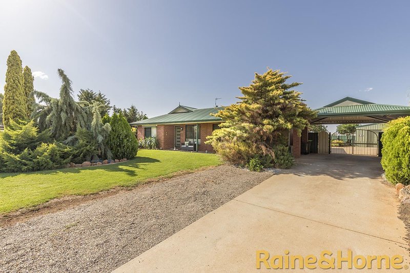 8 Hakea Place, Dubbo NSW 2830