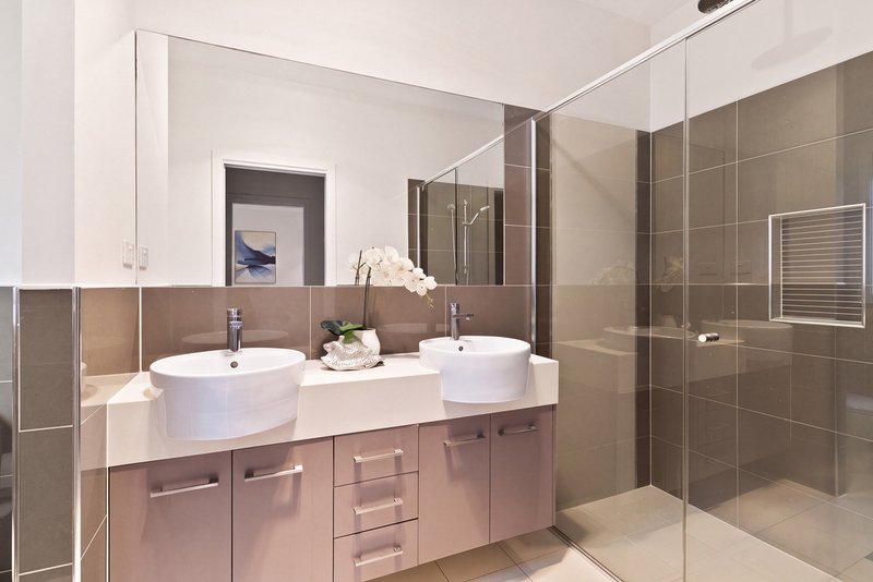 Photo - 8 Halifax Circuit, Pimpama QLD 4209 - Image 11