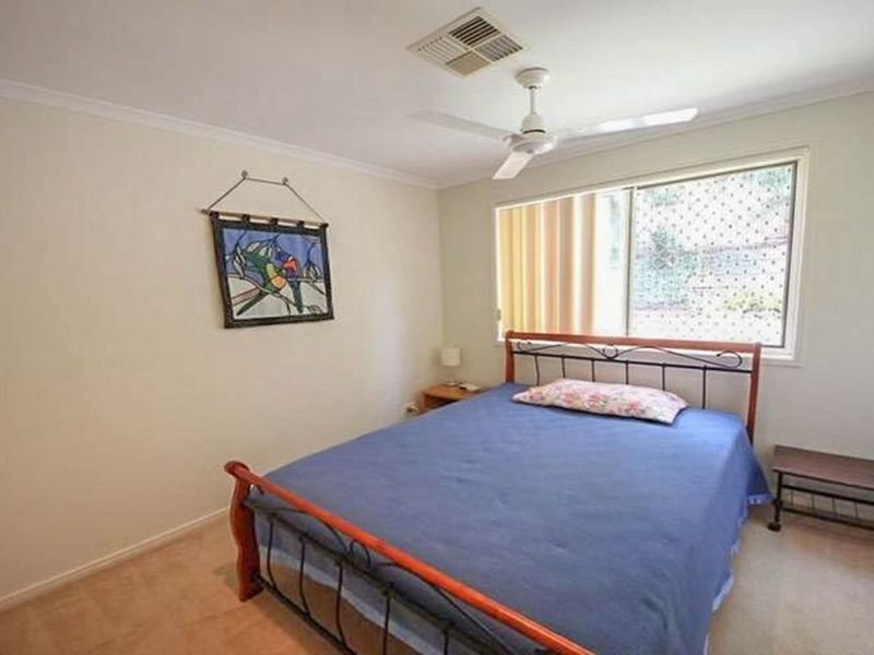 Photo - 8 Hamersley Court, North Lakes QLD 4509 - Image 10