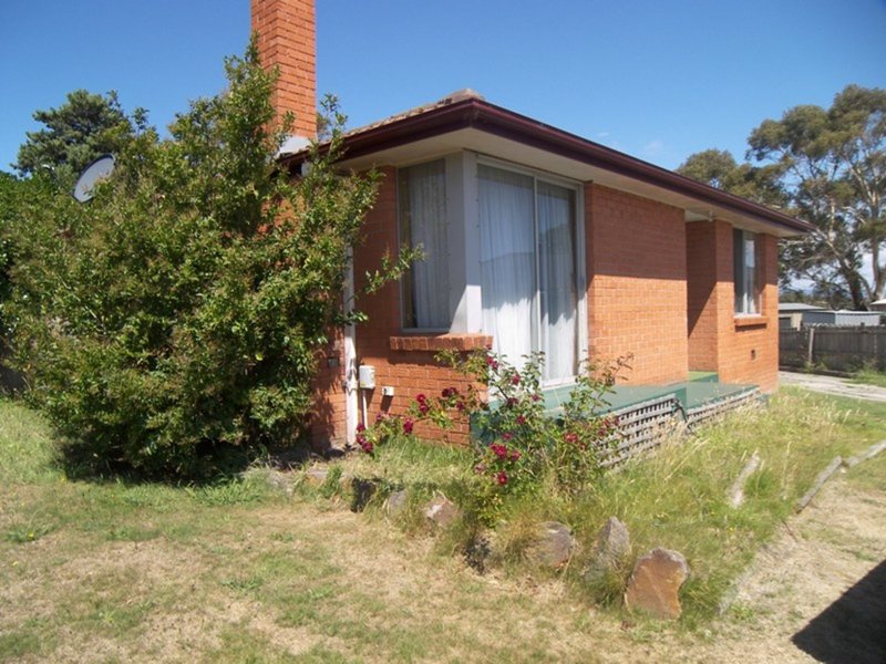 Photo - 8 Hammond Avenue, George Town TAS 7253 - Image 2