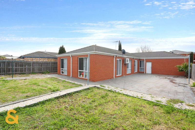 Photo - 8 Hammond Place, Roxburgh Park VIC 3064 - Image 10