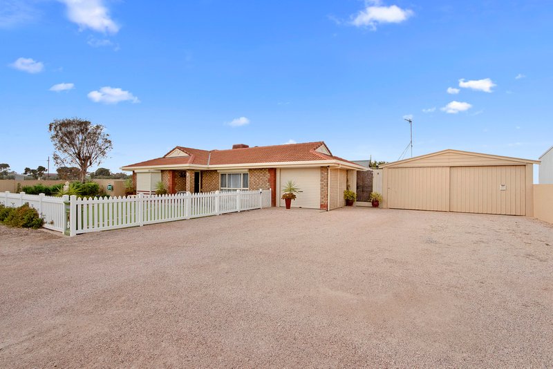 Photo - 8 Harbison Road, Wallaroo SA 5556 - Image 4